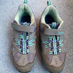 Merrells VGUC Trail Chaser Kids Hiking Sneaker